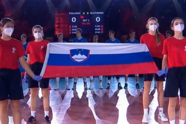 Slovencima pustili himnu Srbije, odmah se čuli ljuti zvižduci navijača