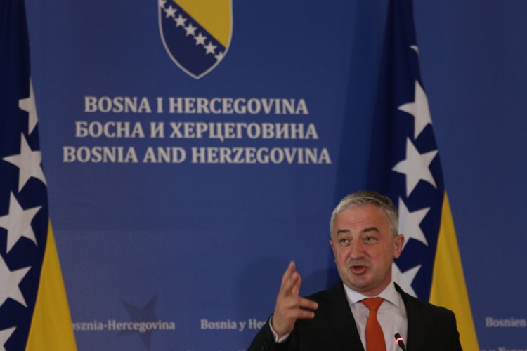 Borenović: Neka vlast napravi dogovor kao što su za akcize