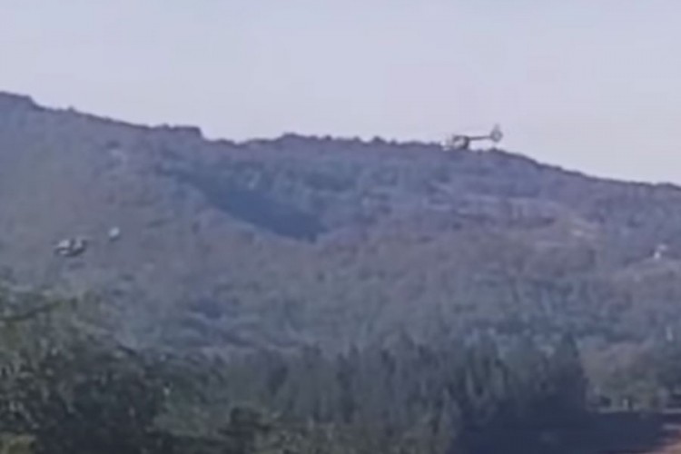Helikopteri Vojske Srbije iznad Jarinja