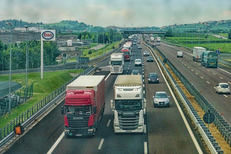 U Velikoj Britaniji nedostatak vozača kamiona, izdavaće privremene vize