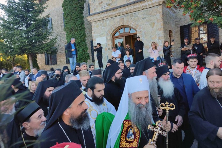 Porfirije: Dok je sveta ustoličenje mitrpolita biće u Cetinjskom manastiru