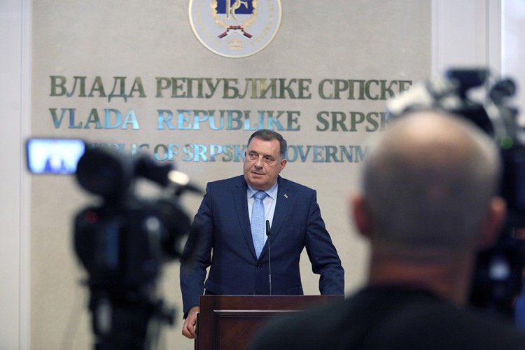 Dodik: Borimo se da Srpska ima svoj status