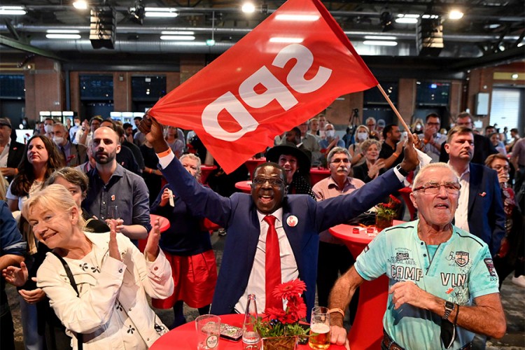 SPD i CDU/CSU vode tjesnu borbu za prvo mjesto
