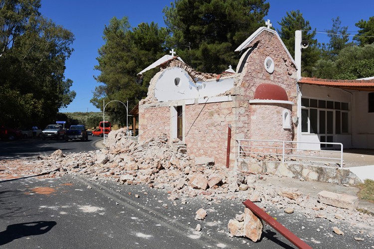 Prva žrtva zemljotresa na Kritu: Muškarac poginuo u crkvi
