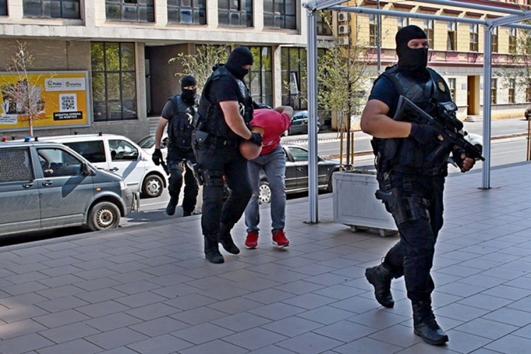 Pronađena plantaža opojne droge u Mostaru, jedna osoba uhapšena