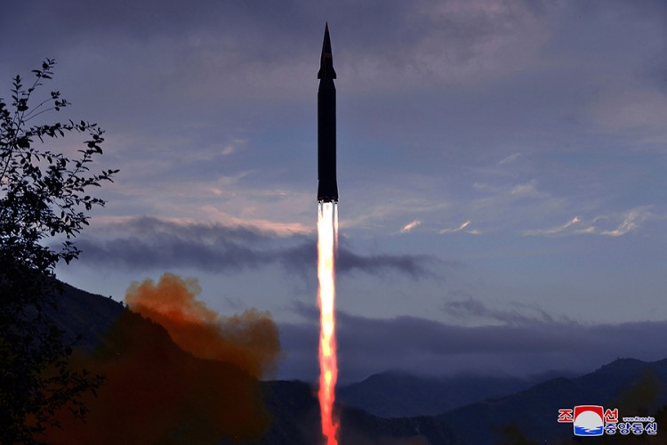 Sjeverna Koreja uspješno testirala hipersoničnu raketu