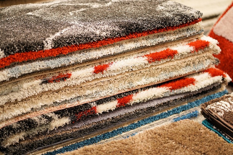 Kako da održavate tepihe u toku hladnih dana