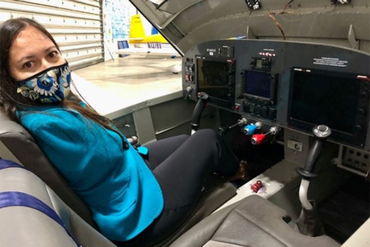 Džesika Koks, prva žena pilot bez ruku na svijetu