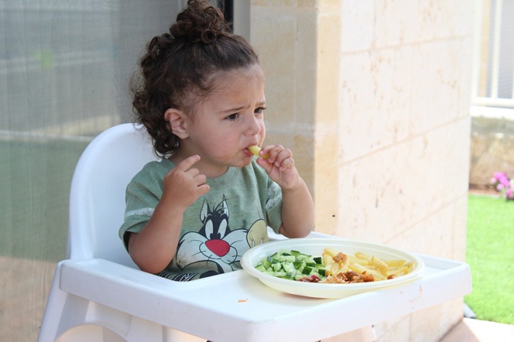 Kako da dijete pojede svu hranu iz tanjira bez ucjene