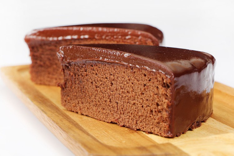 Čokoladni kolač od samo četiri sastojka