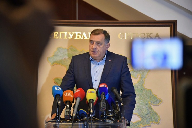 Dodik: Haromonika i pjesma odgovor na prijetnje sukobima