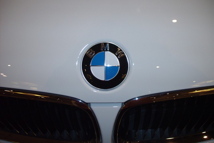 BMW debituje s "Neue Klasse" u vidu električne serije 3 2025. godine