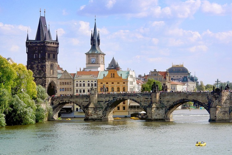Pet zanimljivosti o Karlovom mostu u Pragu