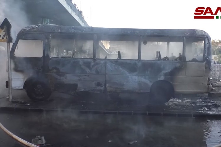 Teroristički napad u Damasku: Autobus naišao na mine,13 vojnika poginulo