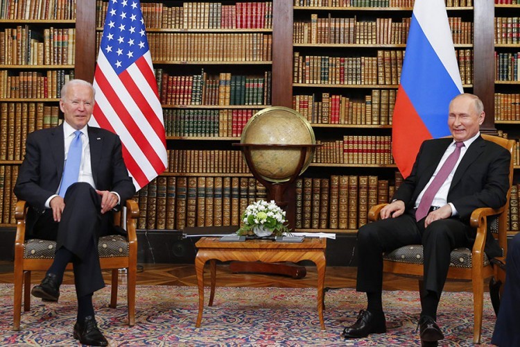 Sastanak Putin-Bajden moguć do kraja godine