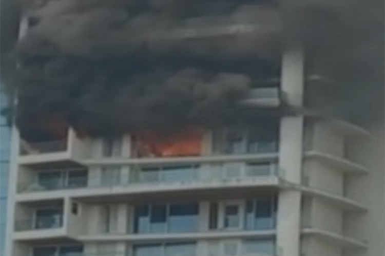 Požar u luksuznom neboderu u Mumbaju, jedna osoba poginula