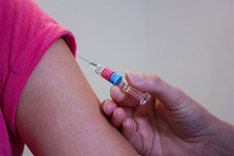 Kina će vakcinisati djecu od tri do 11 godina protiv korone