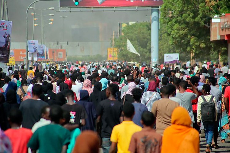 Dvije osobe ubijene, 80 ranjeno nakon državnog udara u Sudanu