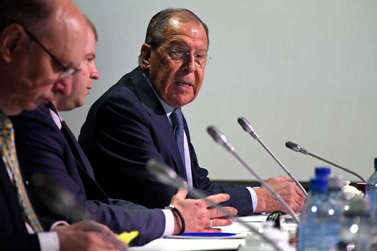 Lavrov: Rusiju zabrinjava težnja SAD da rasporedi rakete