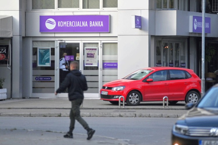 Kupovinom Komercijalne banke stvoren finansijski auto-put Srbije i RS