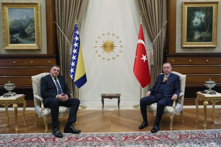 Dodik se u Ankari sastao sa Erdoanom