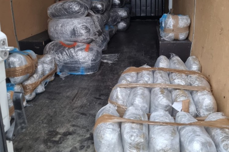 Otkrivena veća količina droge u Banjaluci u akciji "Transporter"
