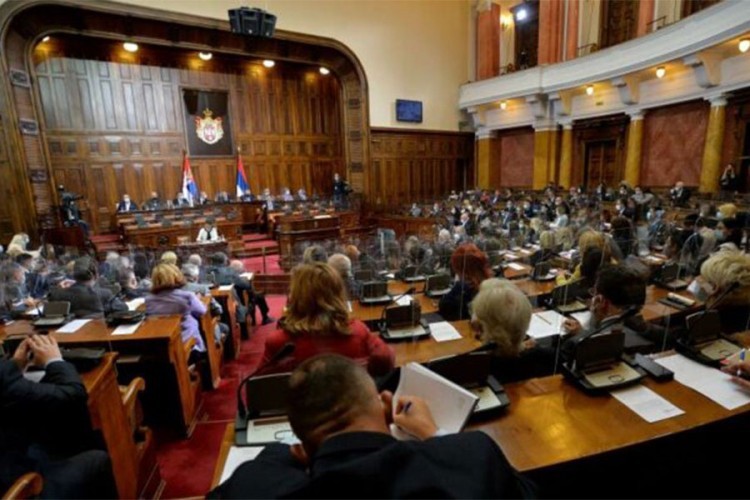 U Srbiji usvojen Zakon o referendumu i narodnoj inicijativi