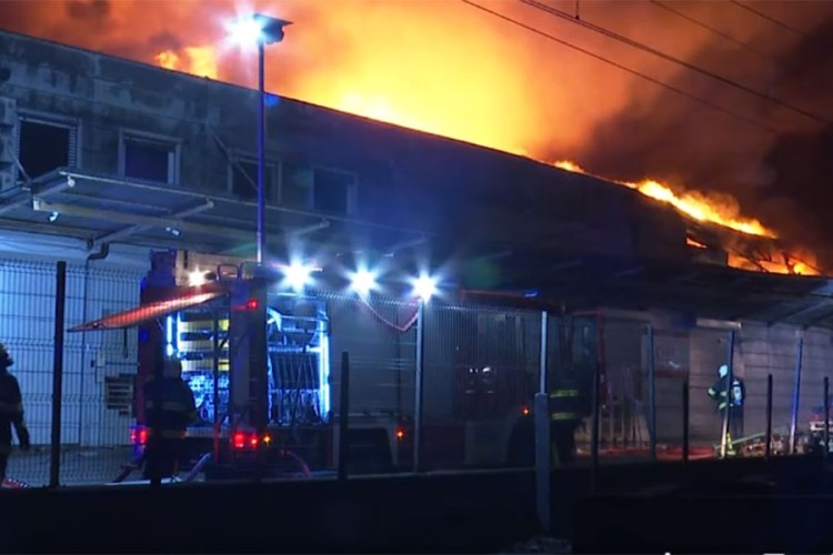 Lokalizovan požar u skladištu u Ljubljani