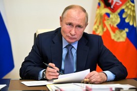 Putin: Sputnjik v neutrališe omikron