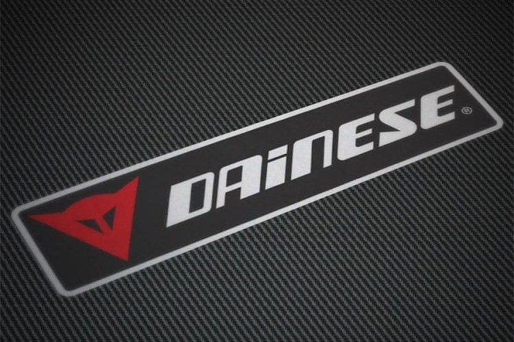 Prodaje se italijanski brend motociklističke odjeće Dainese