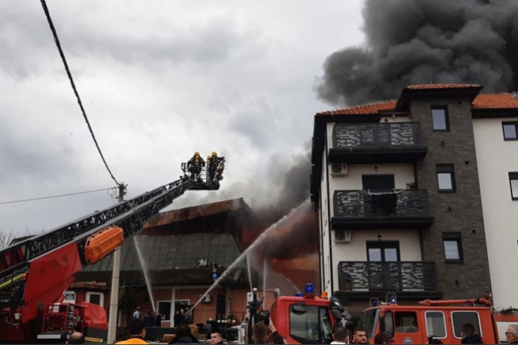 Lokalizovan požar u Obrenovcu, dvije žene se vode kao nestale