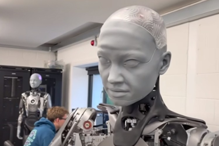 Robot Ameka sa zapanjujuće realističnim izrazima lica