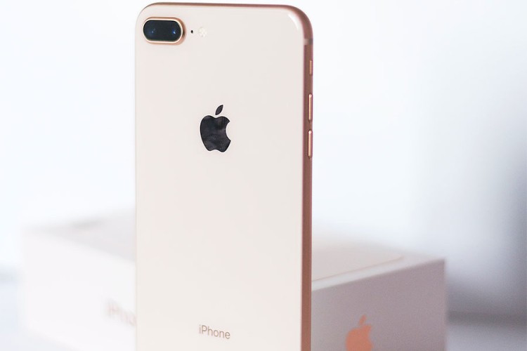 Apple ima probleme sa potražnjom iPhone uređaja