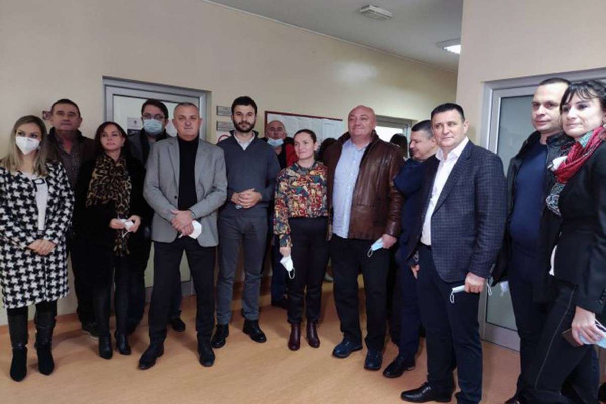 Tim UKC-a u posjeti Domu zdravlja i Bolnici "Dr Mladen Stojanović"