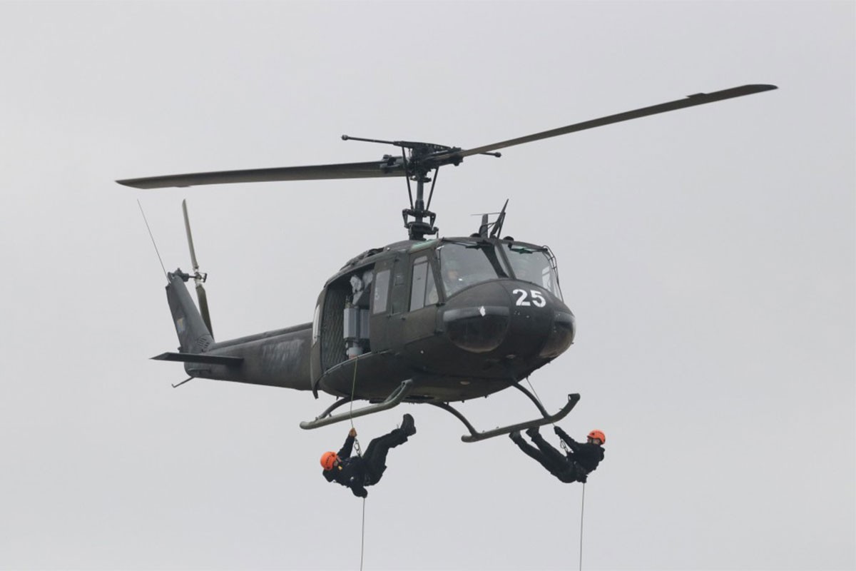 Oružanim snagama BiH zvanično predata četiri američka helikoptera