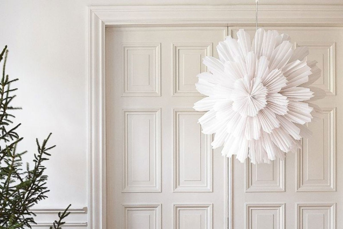 Napravite sami: Snježni cvijet, elegantni praznični ukras za dom