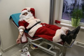 Djed Mraz prvi davalac krvi u Trebinju