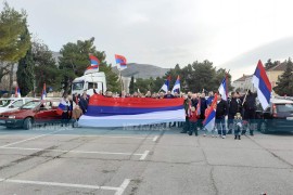 Defile automobila kroz Trebinje za Dan Republike Srpske