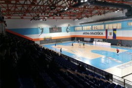 Počeo "Lav Premium Arena 2022" turnir u futsalu u Gradišci