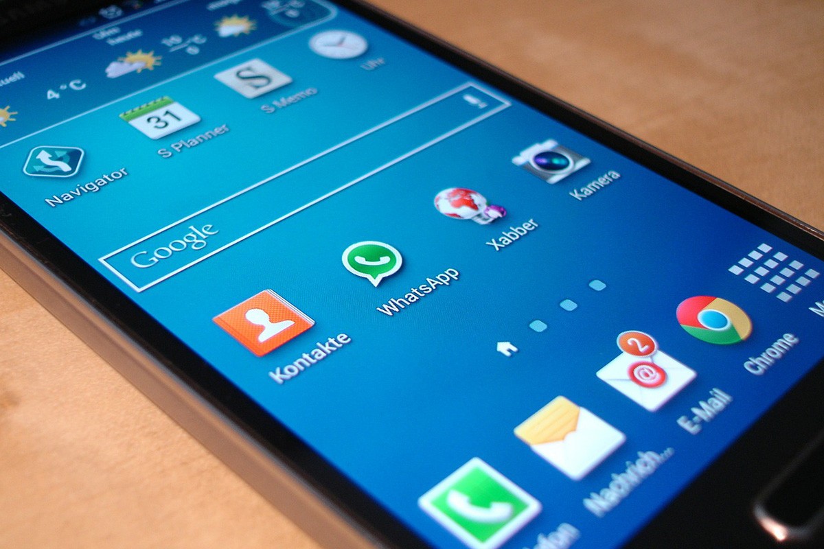 Legendarni Samsungov telefon radi pod najnovijim Androidom