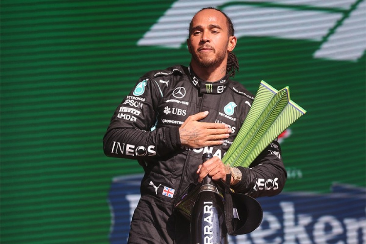 Hamilton ogorčen na FIA