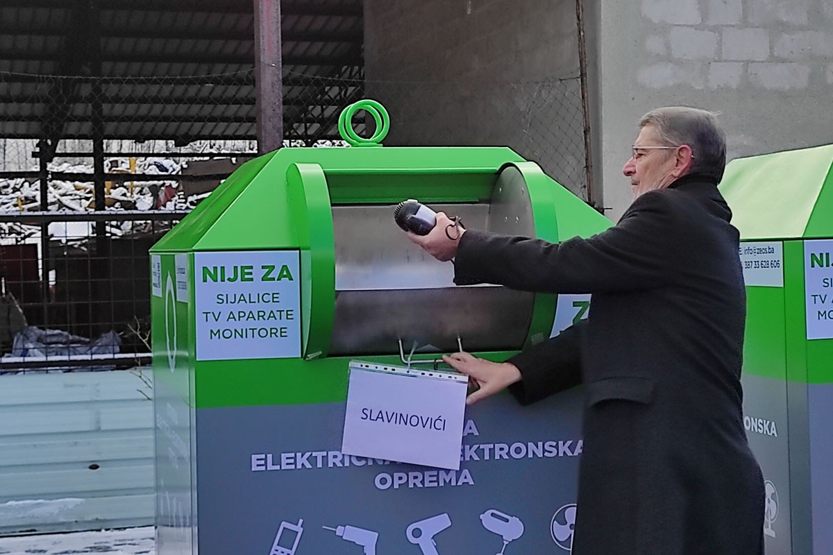 Tuzla: Građani razdvajaju elektronski i električni otpad