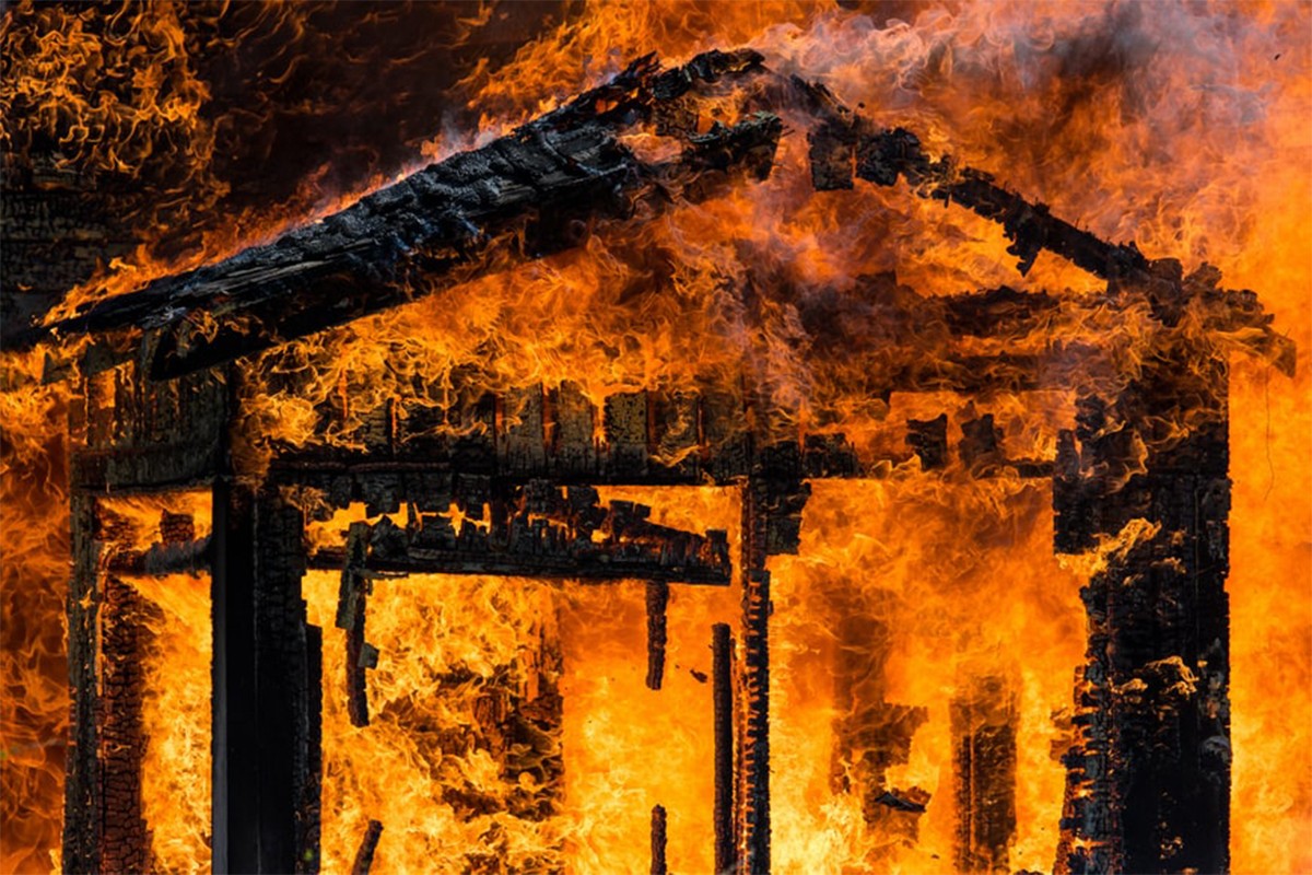 Izgorio sprat kuće u Ribniku, pronađeno tijelo