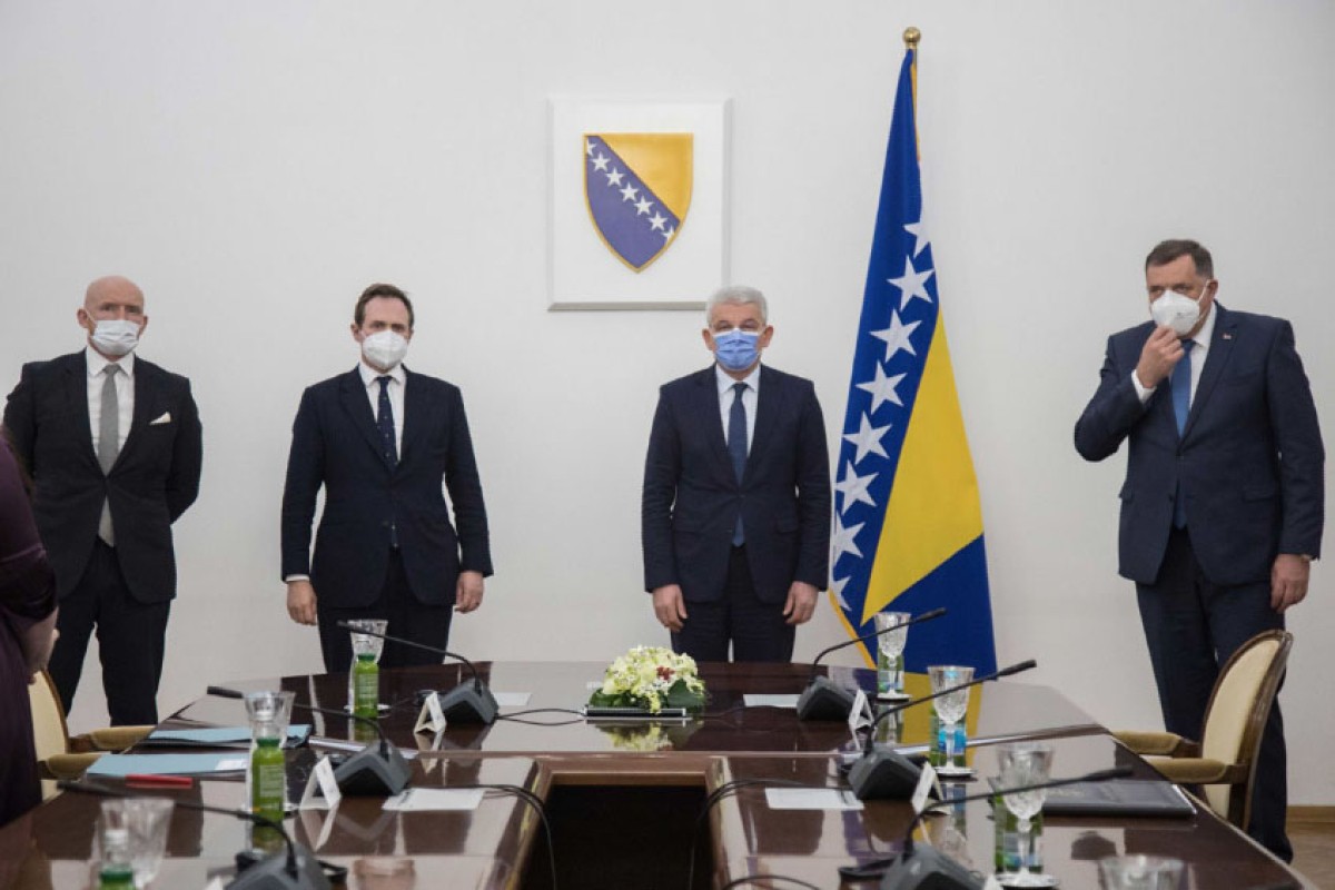 Dodik i Džaferović razgovarali sa britanskim parlamentarcima