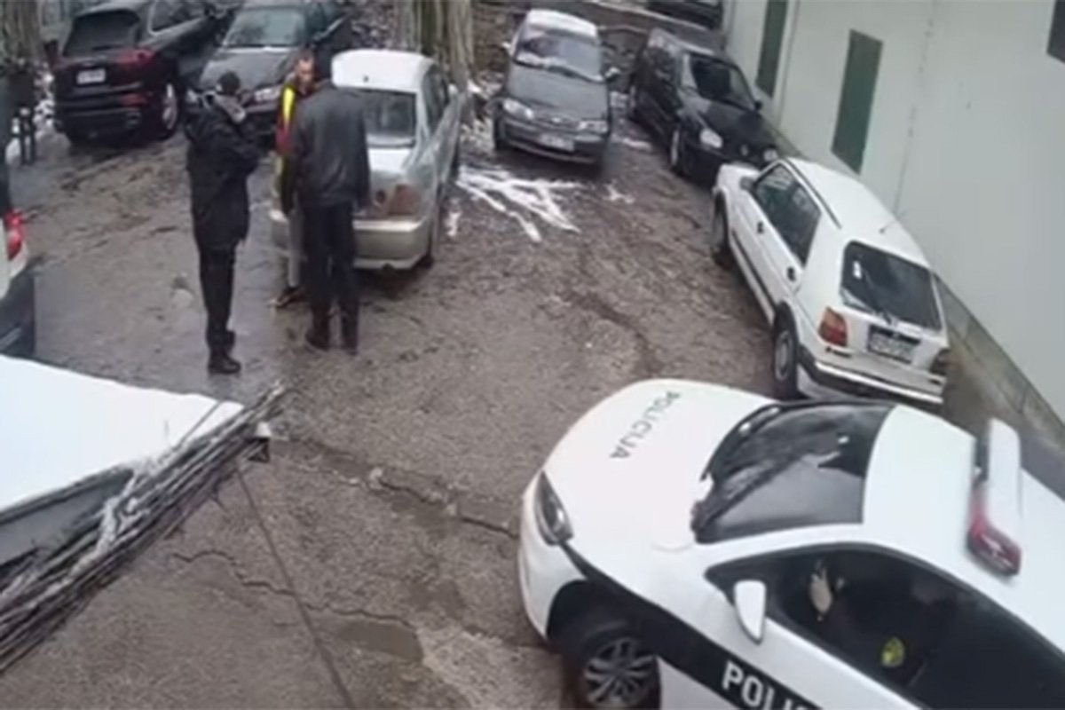 Ministar traži suspenziju policajca koji je udarao radnika na parkingu u Sarajevu