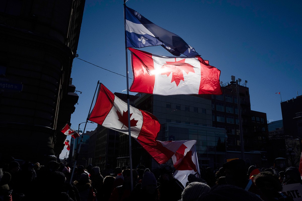 Srbi u "konvoju slobode" pekli prase ispred kanadskog parlamenta