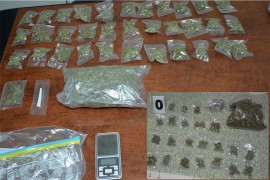 U Prijedoru od dvojice osumnjičenih oduzeto skoro kilogram marihuane, oružje i bomba