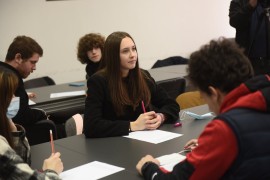 Učenicima u Srpskoj dozvoljene mature i ekskurzije