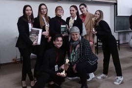Debatni klub "Gorgije": Pehari za banjalučke gimnazijalce
