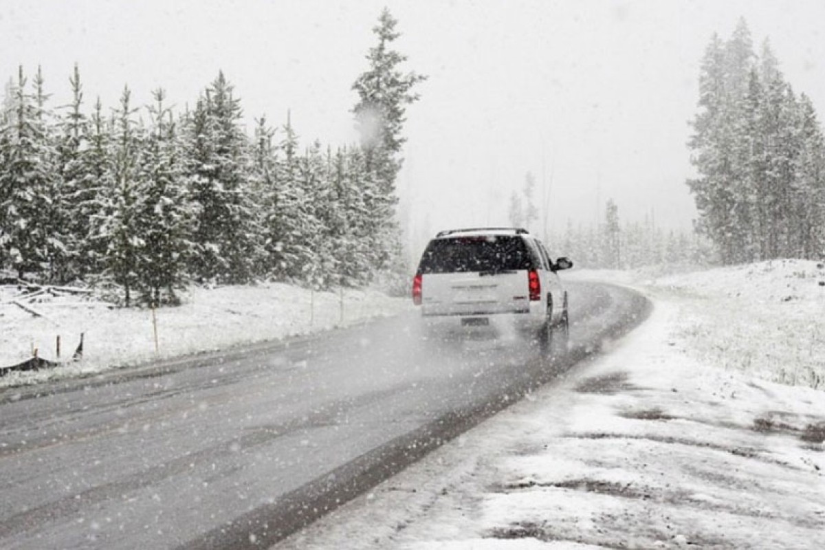 Otežan saobraćaj zbog snijega i poledice